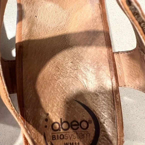 Abeo Tan Leather Women's Sandals - Picture 5 of 6